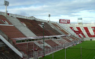 Estadio: Tom&aacute;s Adolfo Duc&oacute;
