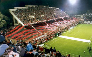 Estadio: El Coloso del Parque