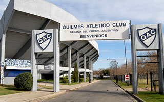 Estadio: Centenario Dr. Jos&eacute; Luis Meiszner