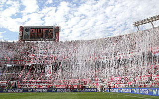 Estadio: Monumental de N&uacute;&ntilde;ez
